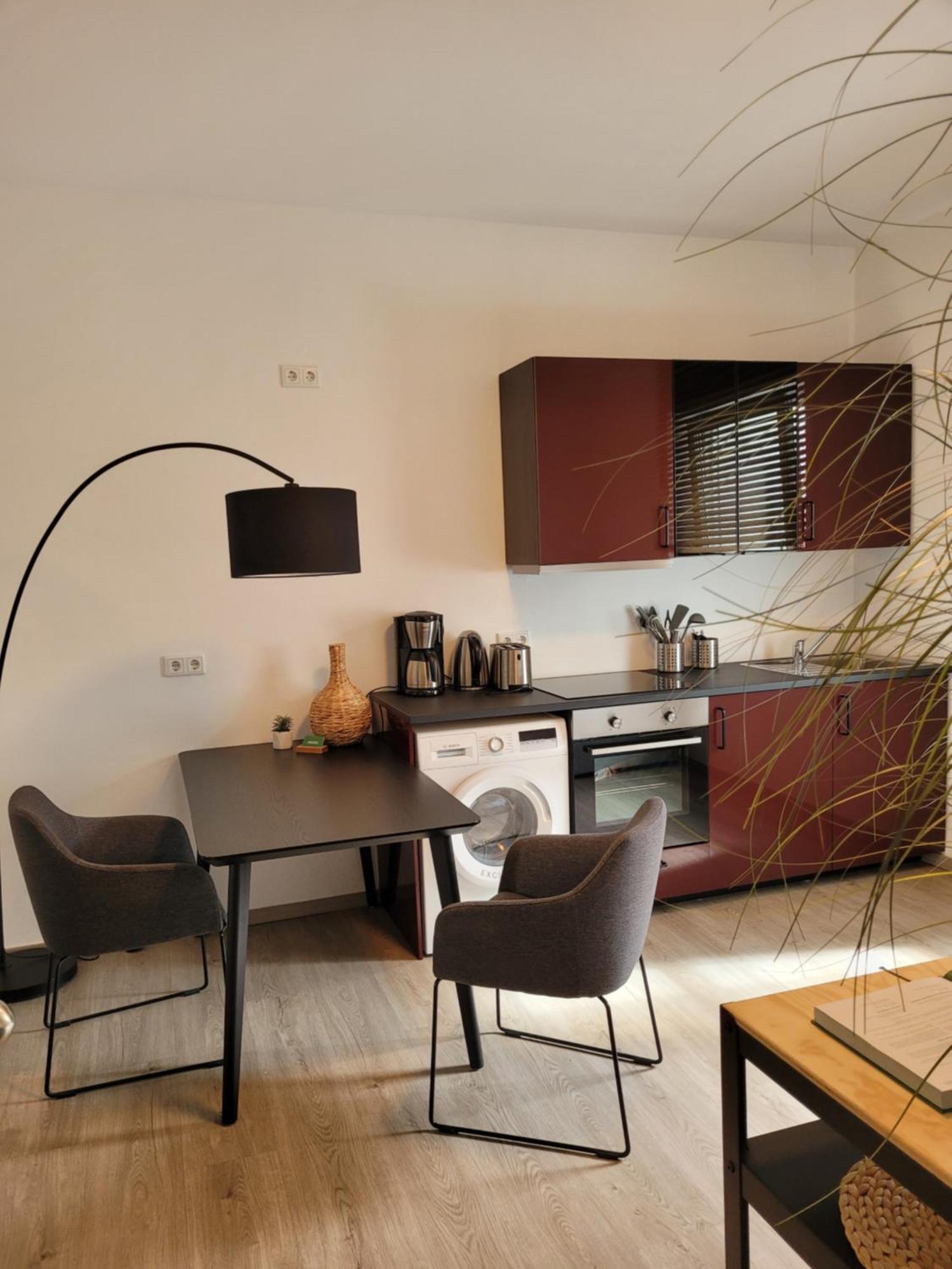 איסרלון Waldstadt-Apartments מראה חיצוני תמונה
